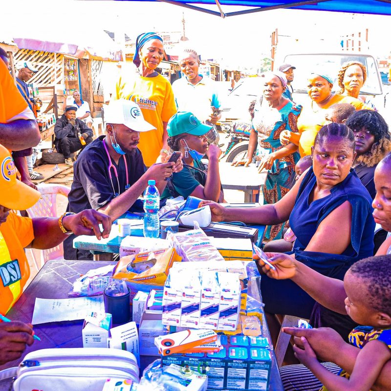 Moremi Ojudu giving food box during the Change the Narrative Health Project in Ekiti State (38)